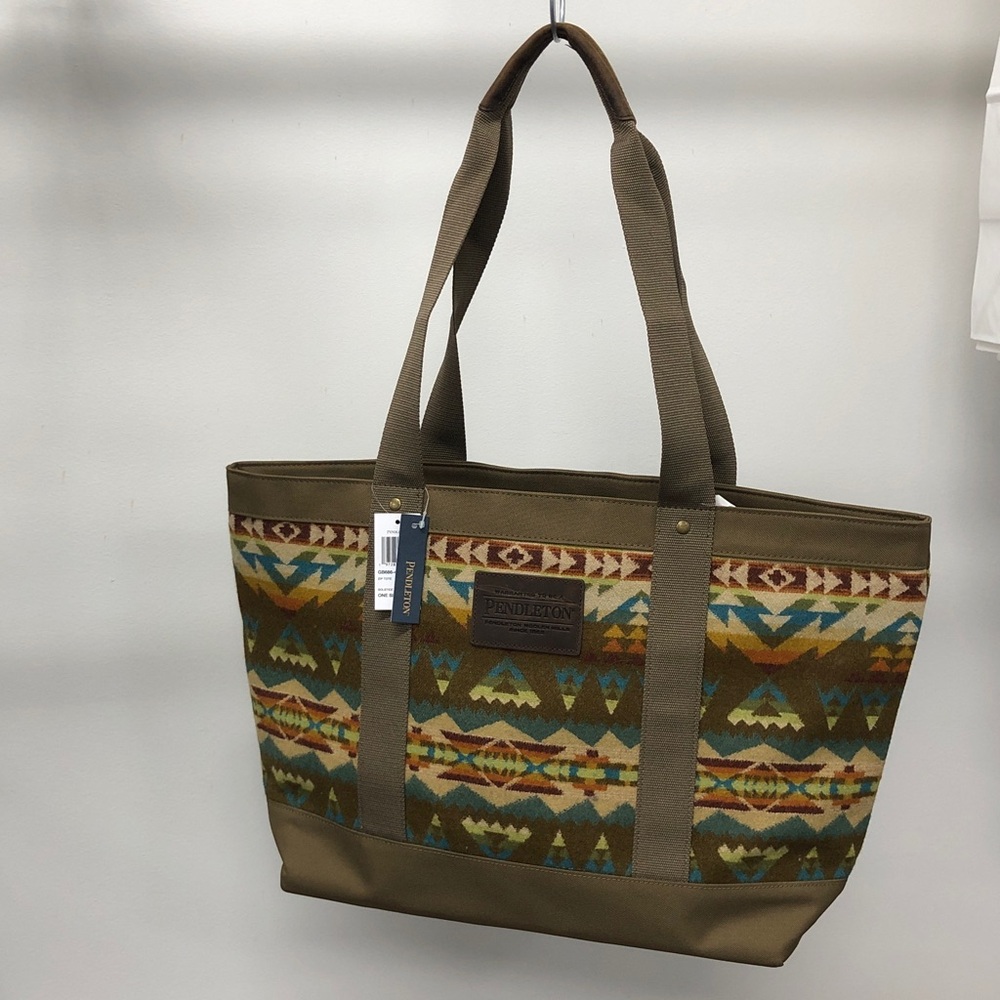 Pendleton Solstice Canyon Native Print Leather an… - image 1